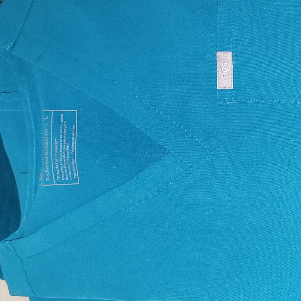 Figs 🩵 Pacific Blue scrub set